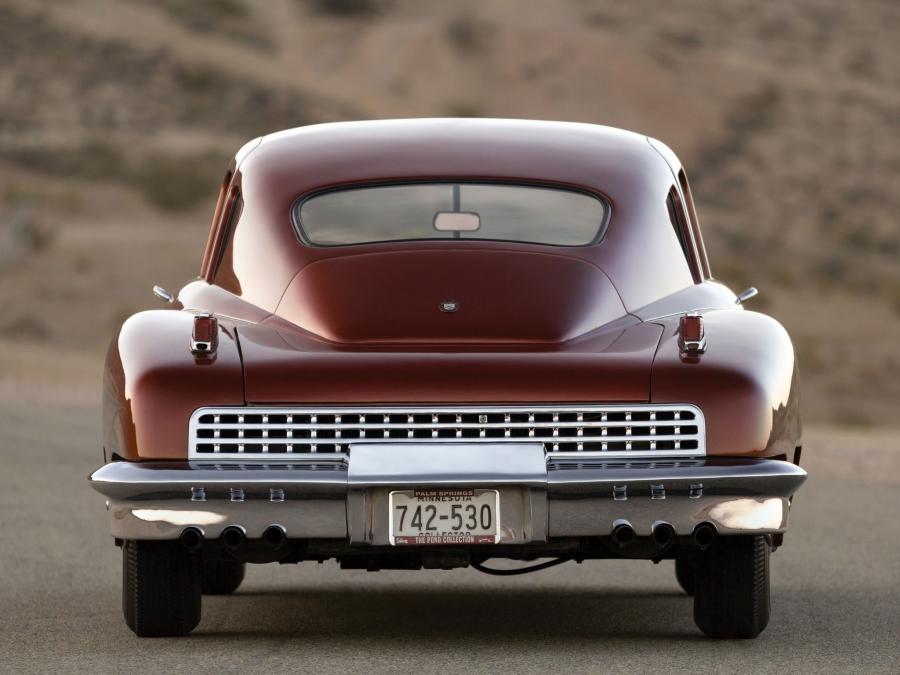  Tucker Sedan (1036) 1948 года  (фото 15 из 36)